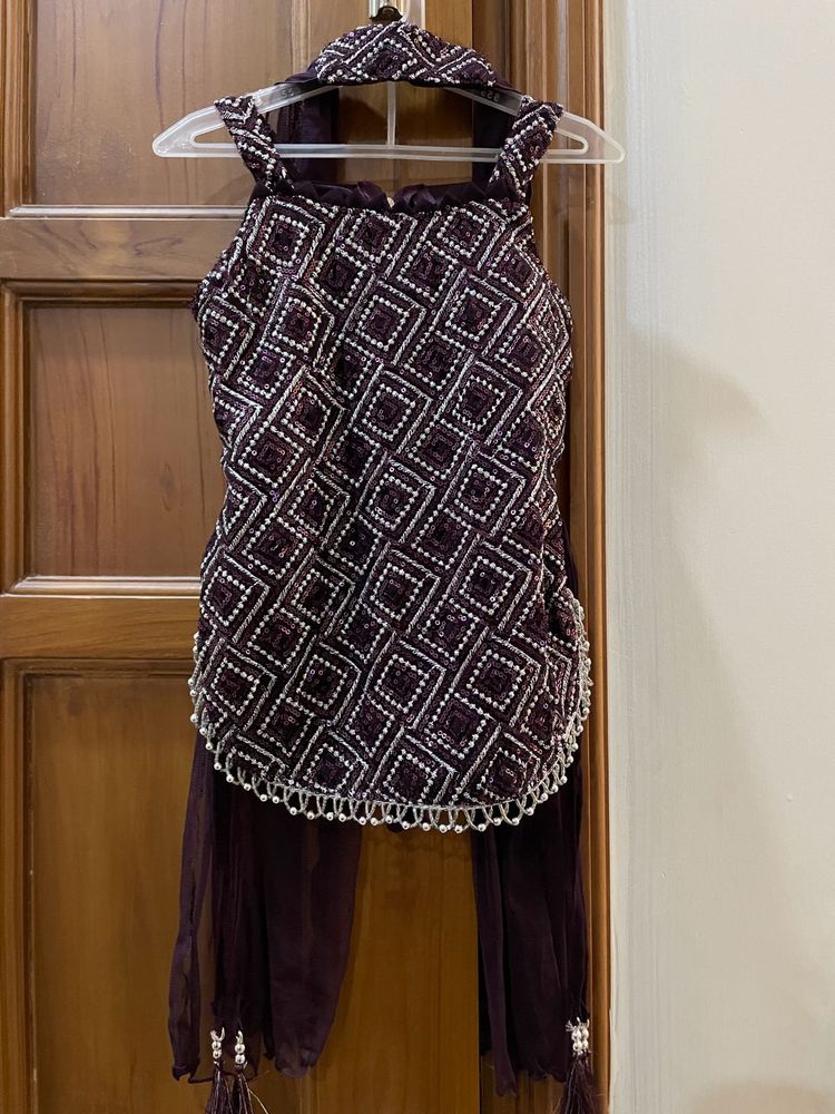 GIRLS 4 PIECE SUIT- FLAT 550