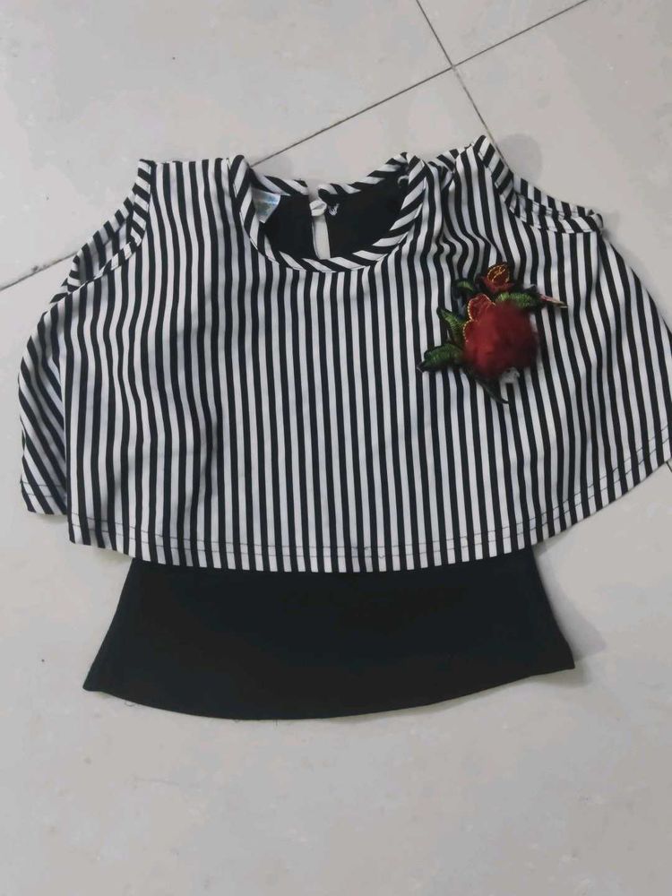 Girls&#39; Striped Top