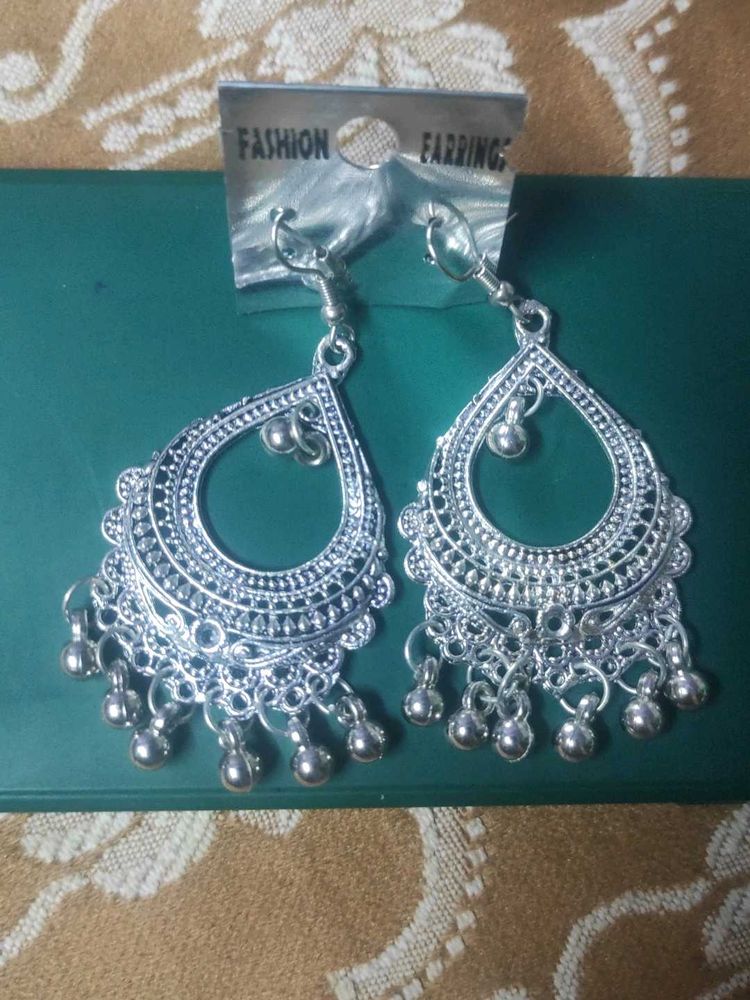 Traditional Earing