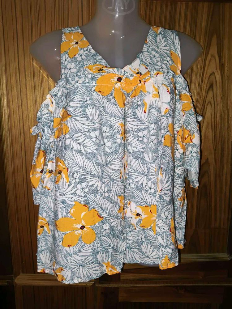 Floral Cold Shoulder Top