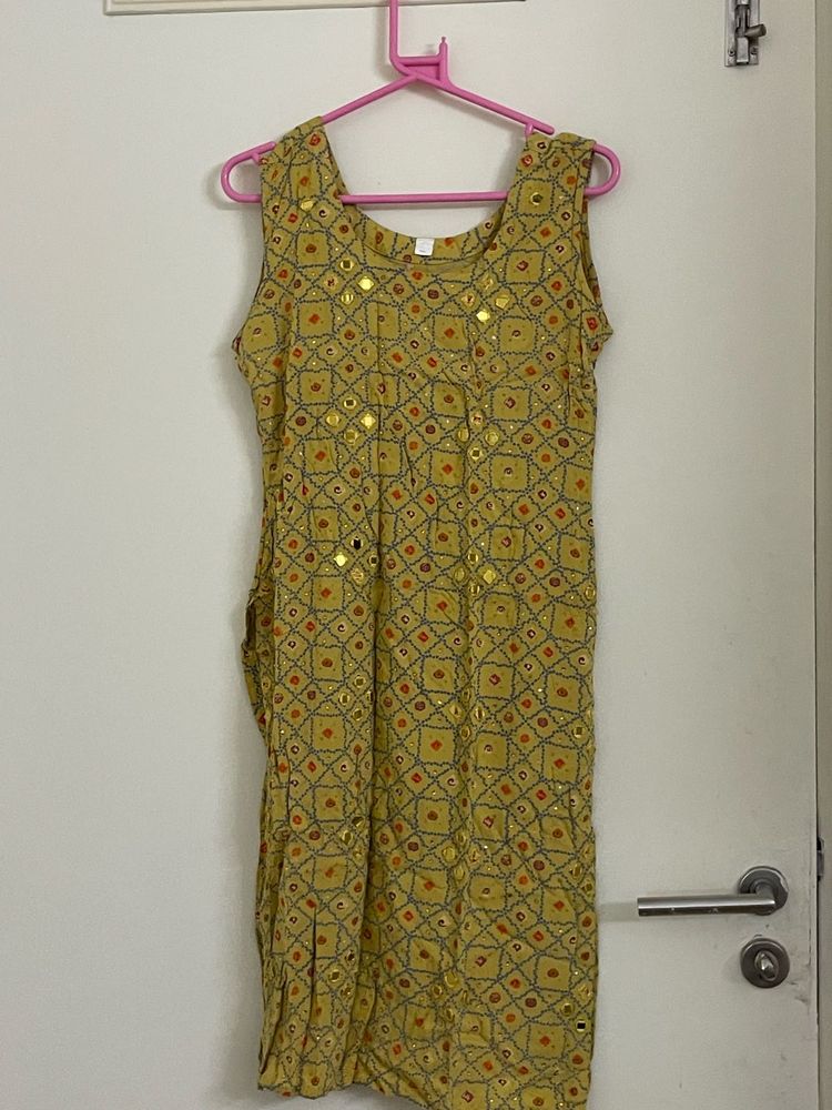 Yellow Mirror Embellished Kurti