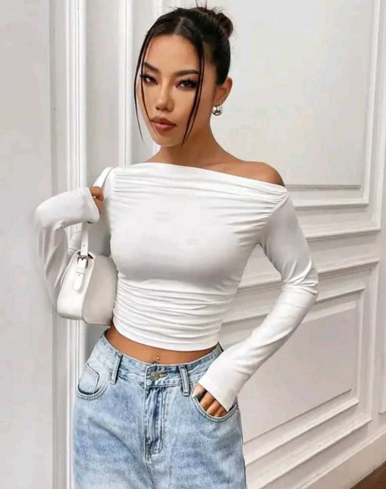 offshoulder White Long Sleeve Top