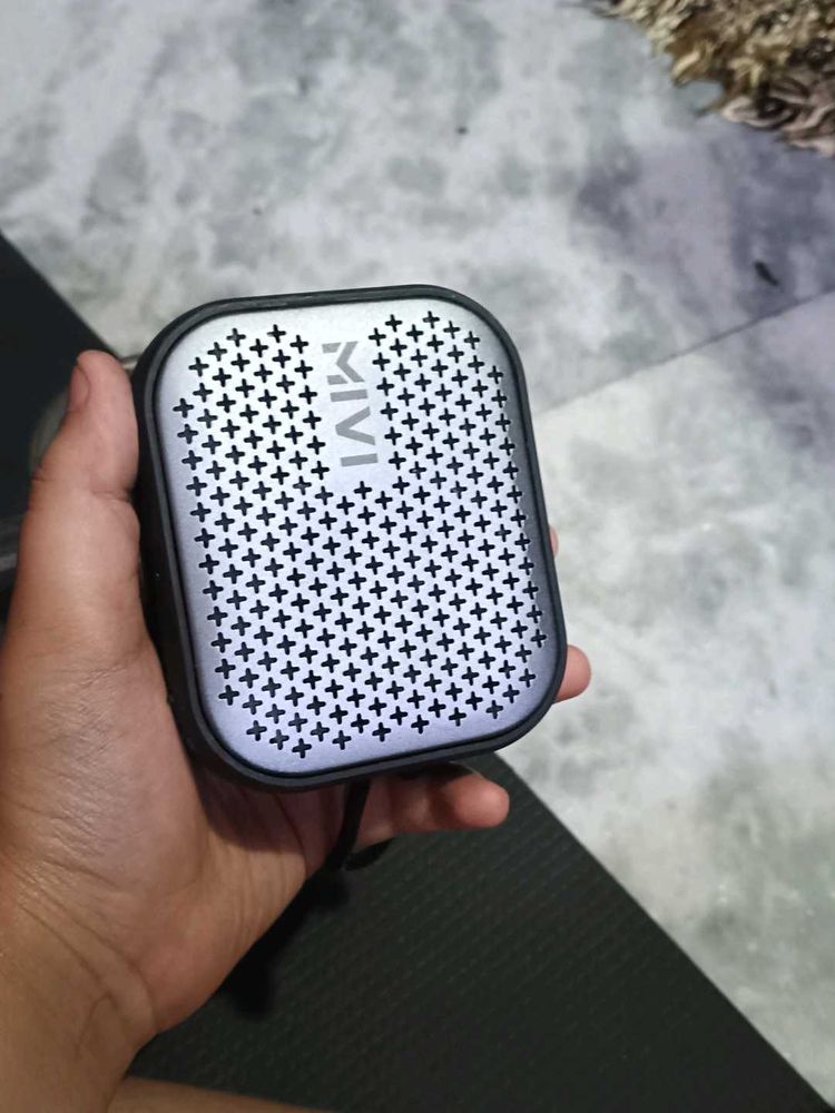 Mivi Play Bluetooth Speaker