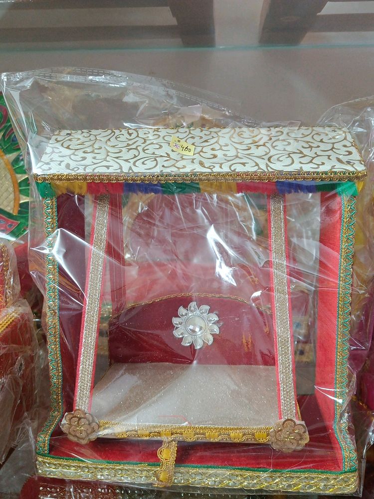 Laddugopal Wood Jhula