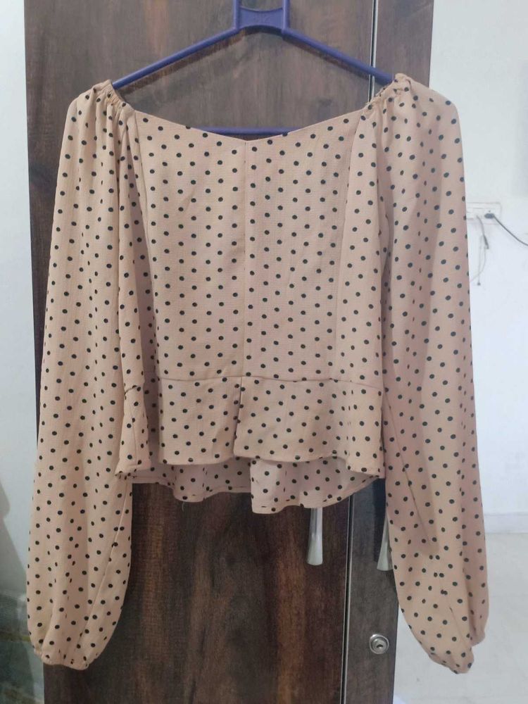 Beautiful  Bardot Crop Top 😍