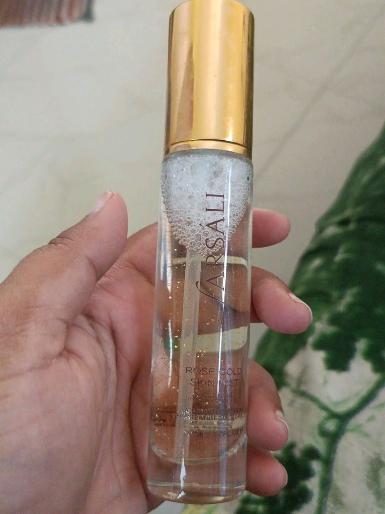 Farsali Rose Gold Mist And Stila Highlighter Dupes