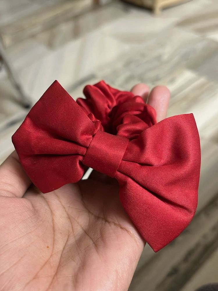 Red Bow Scrunchie