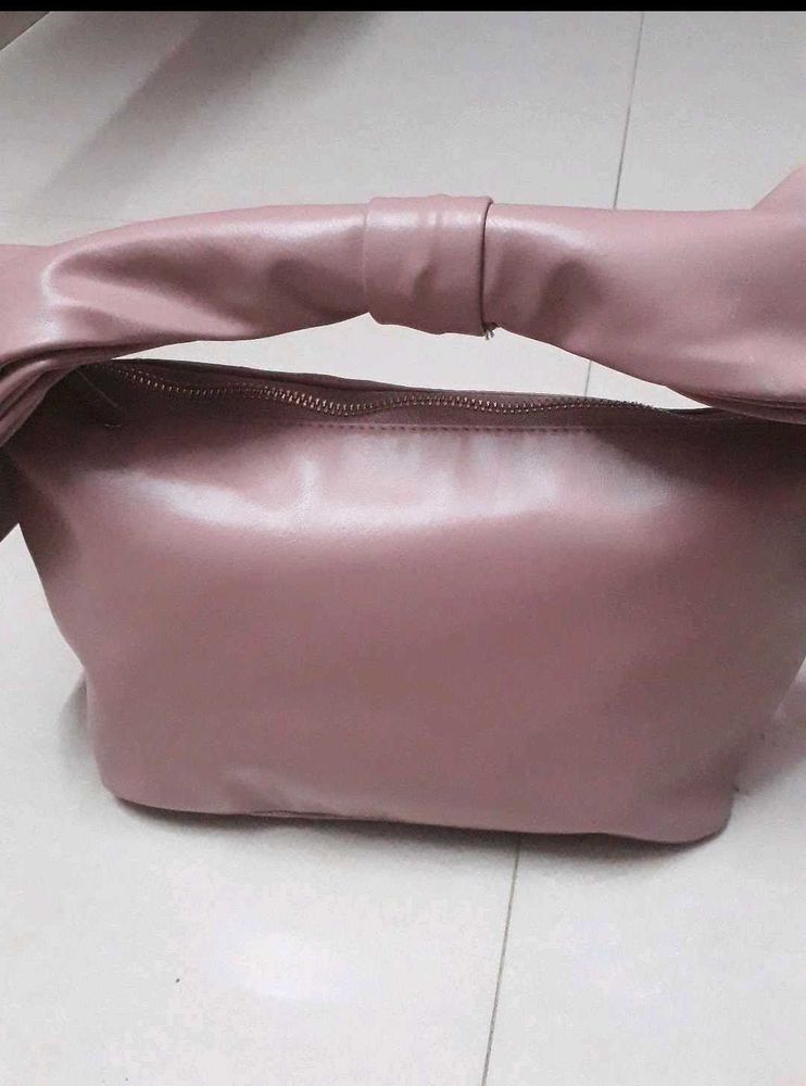 Myglamm Bow Hand bag
