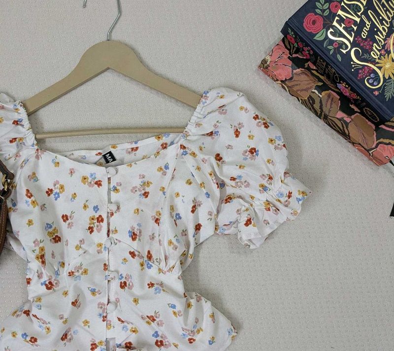 Pretty Floral Crop Tops