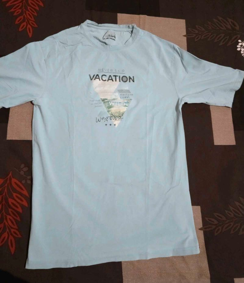 Vacation Graphic T-shirt