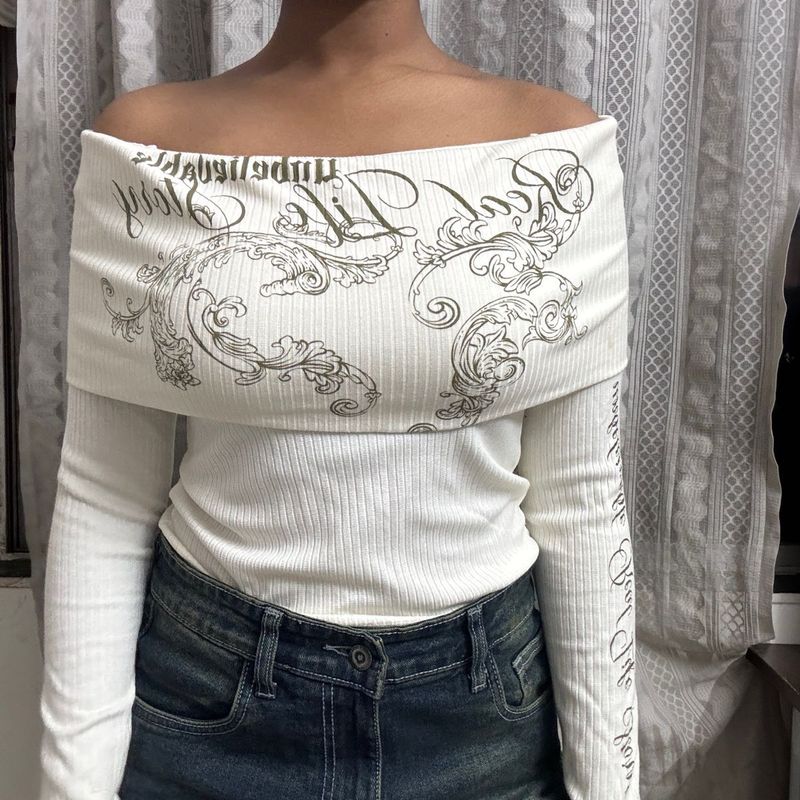 Vintage Y2K Inspired Ribbed Top