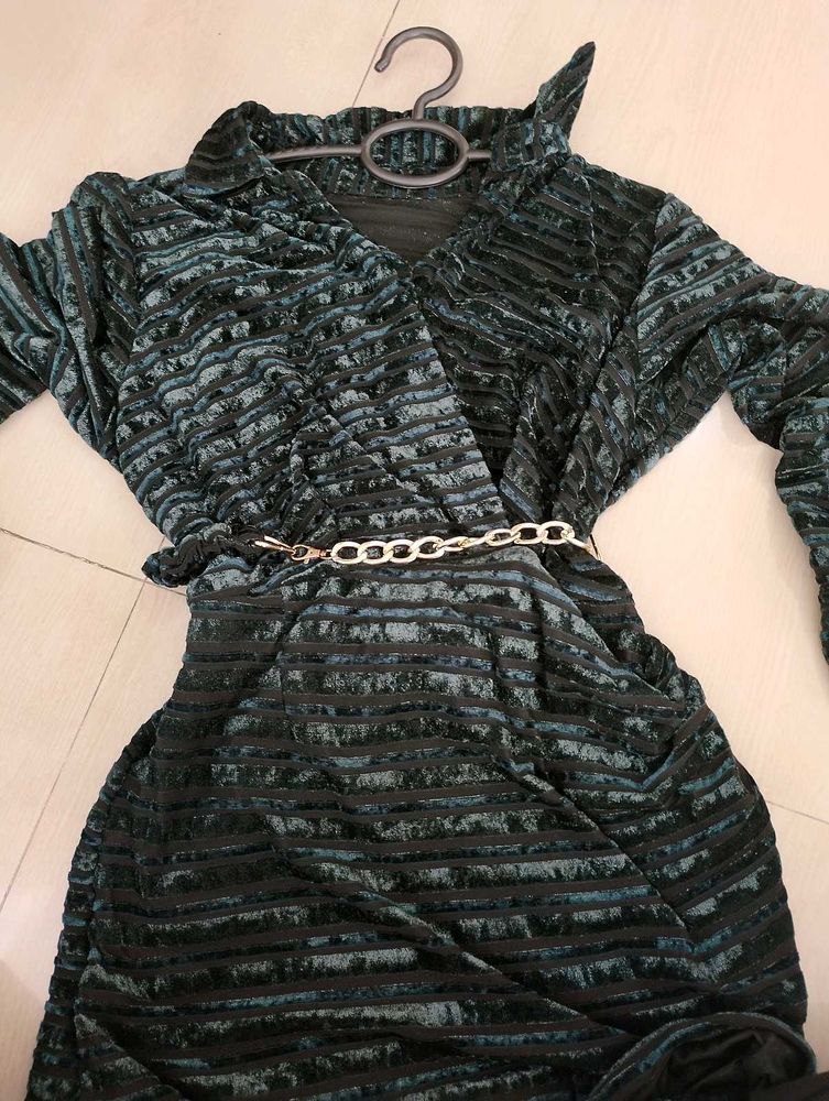 Elegant Green Velvet Dress