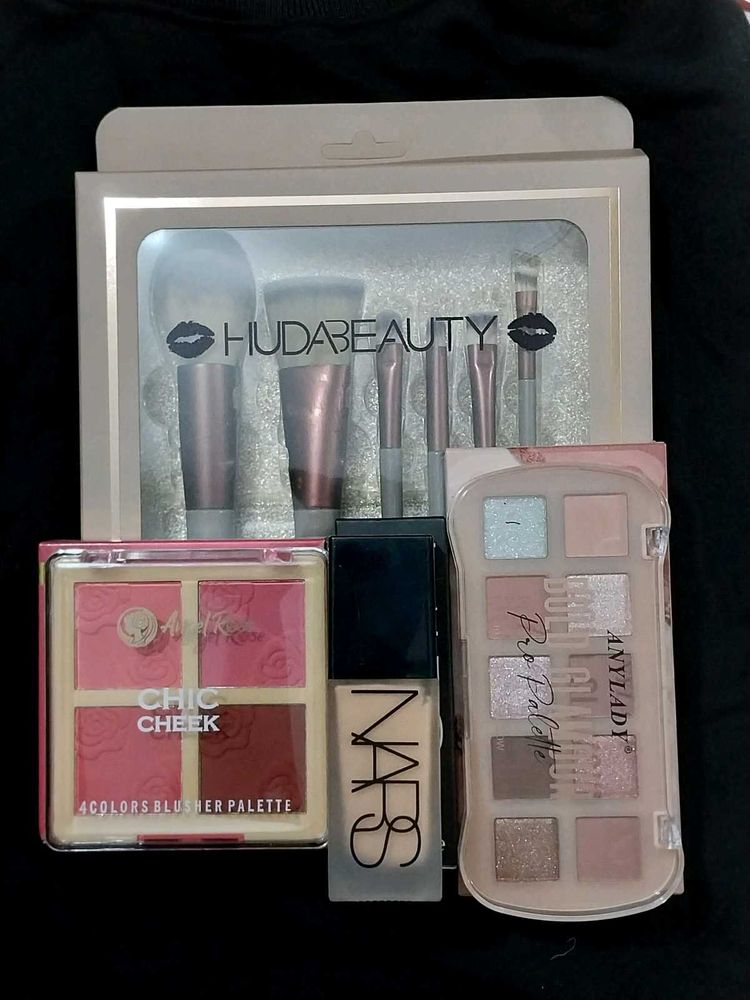 Makeup Combo 🥳