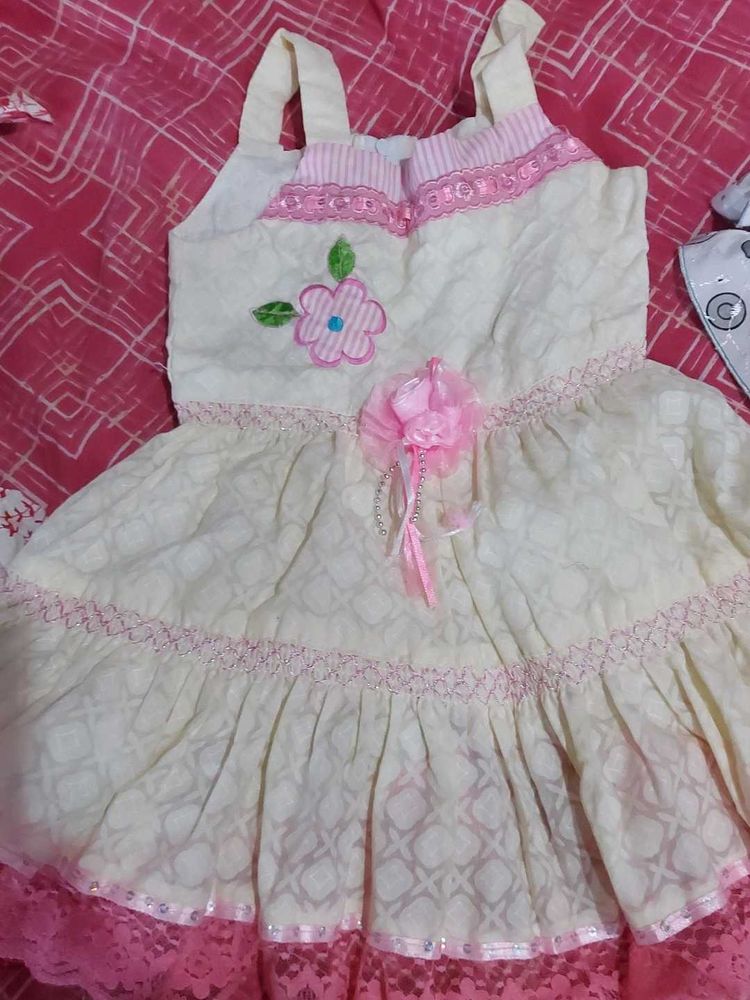 Kids Girls Brand New Frock. 18 Months