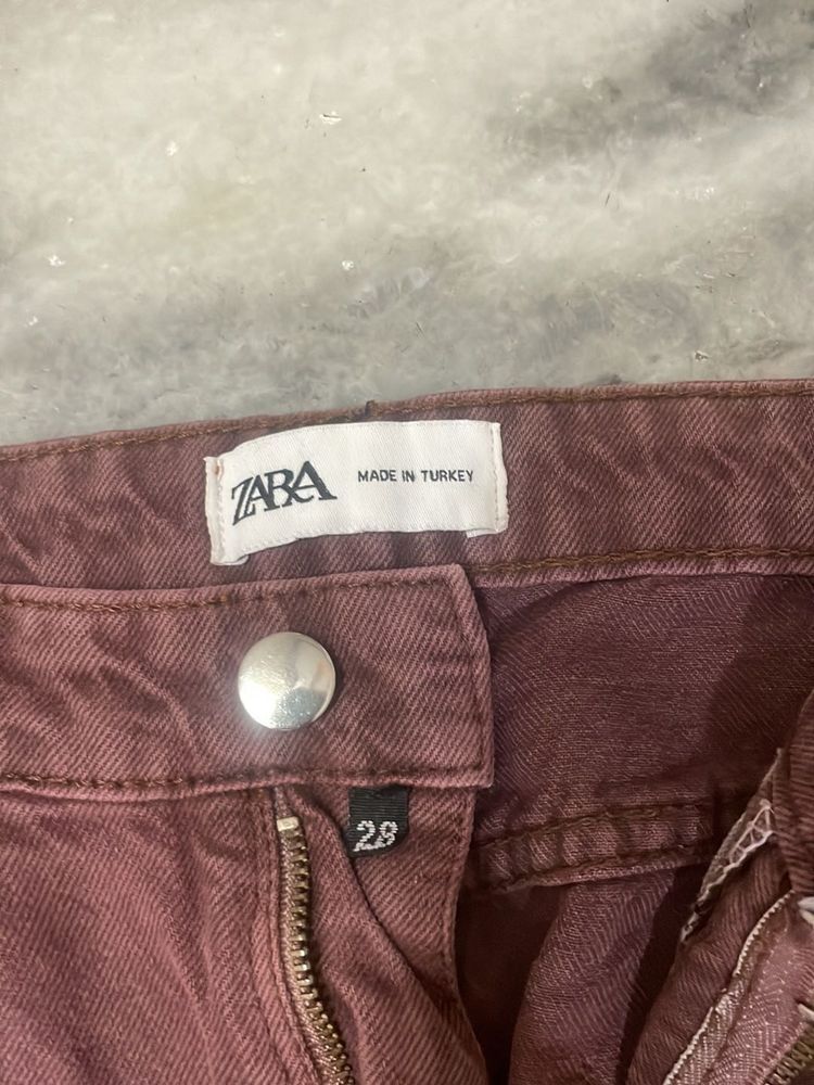 Zara  Brown faded jeans