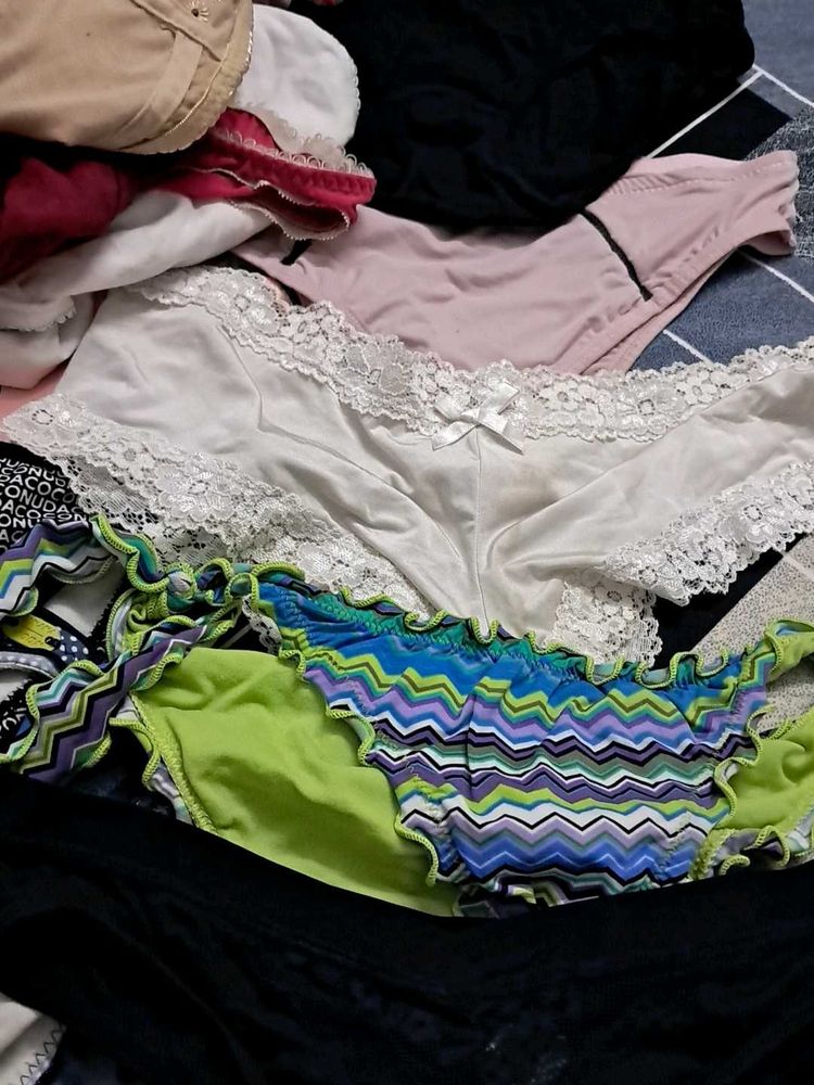 Assorted Women&#39;s Briefs