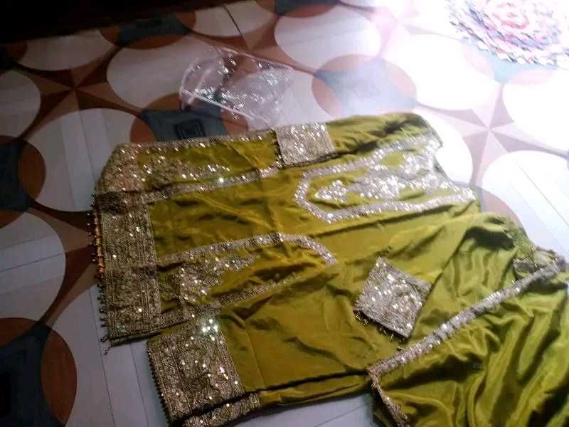 Beautiful 🥰 Dress Suits