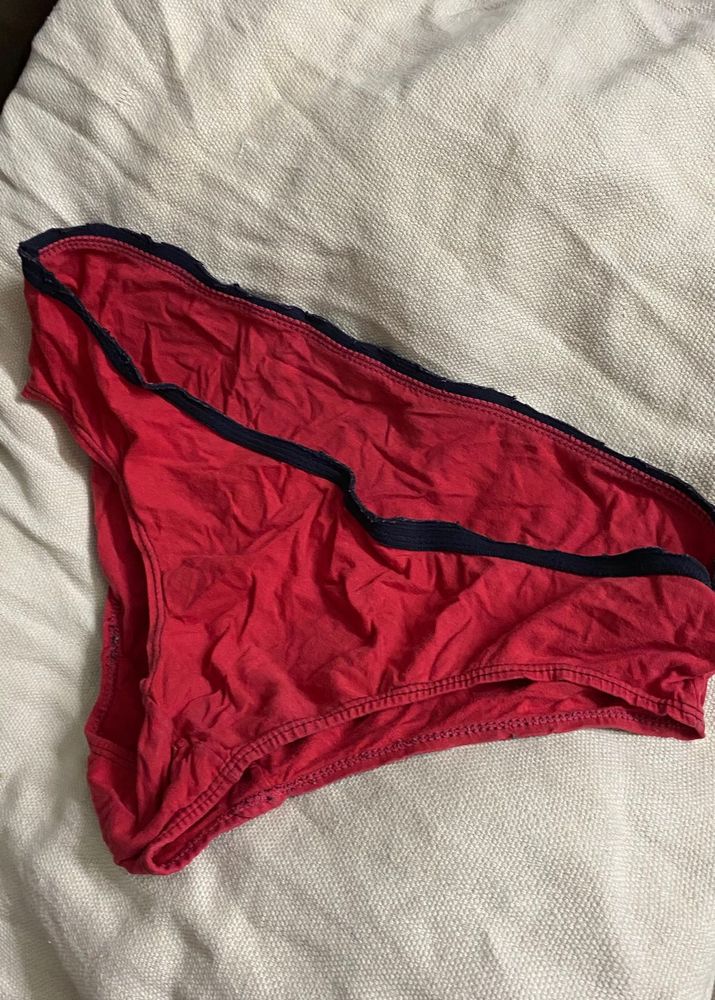 Red Pantie