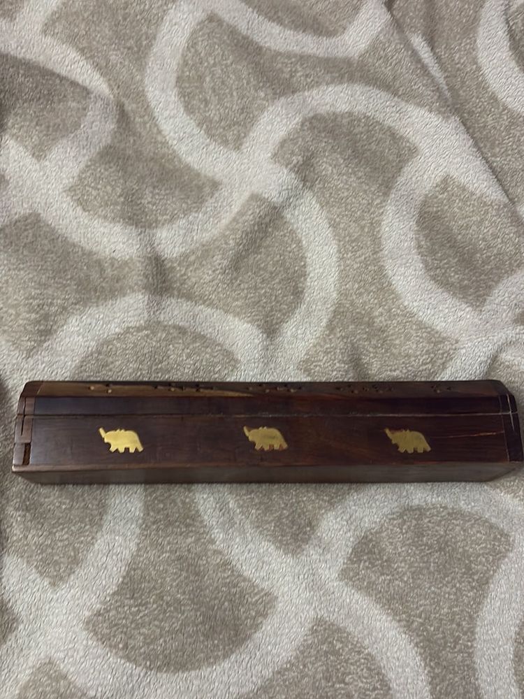 Wooden Elephant Inlay agarbatti holder