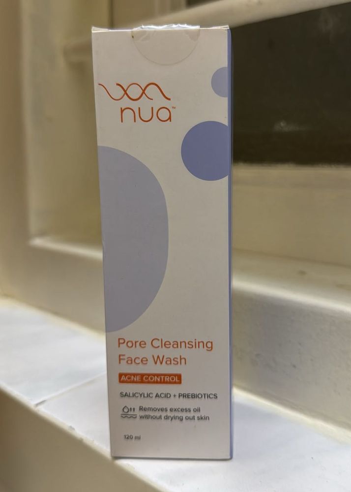 Nua Pore Cleansing Fasce Wash