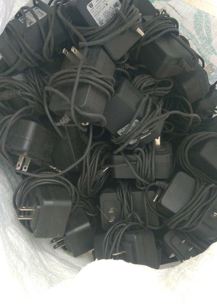 Mixed Lot of AC Adapters/Power Supplies