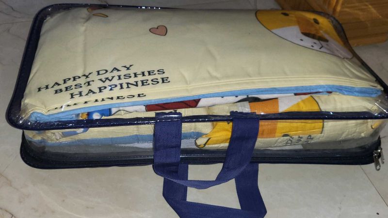 Bedsheet With 5 Pcs Set