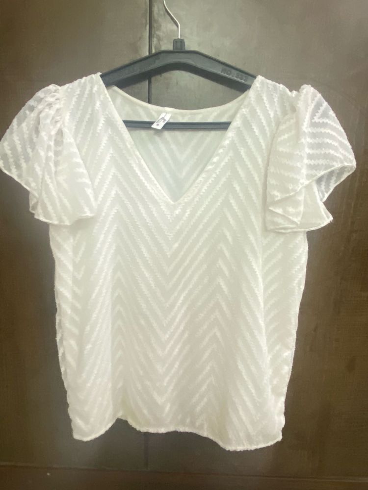 White Chevron Ruffle Sleeve Top