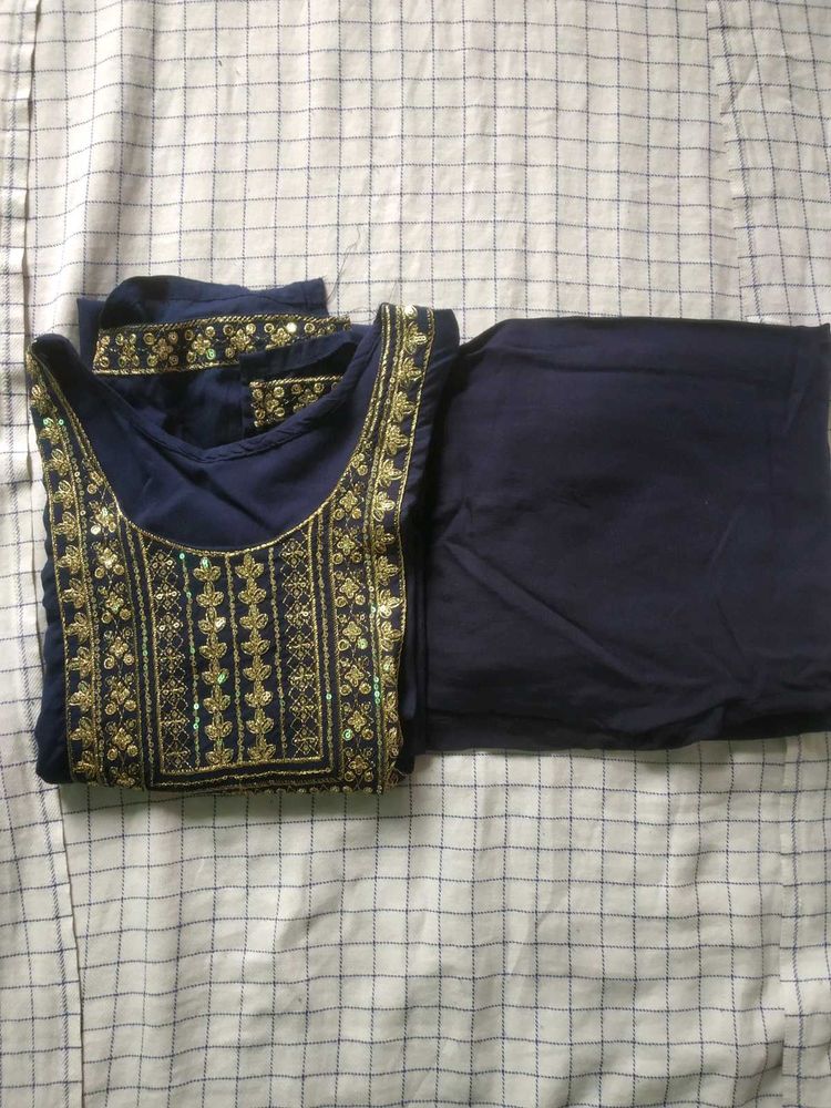 Elegant Navy Blue Kurta Set
