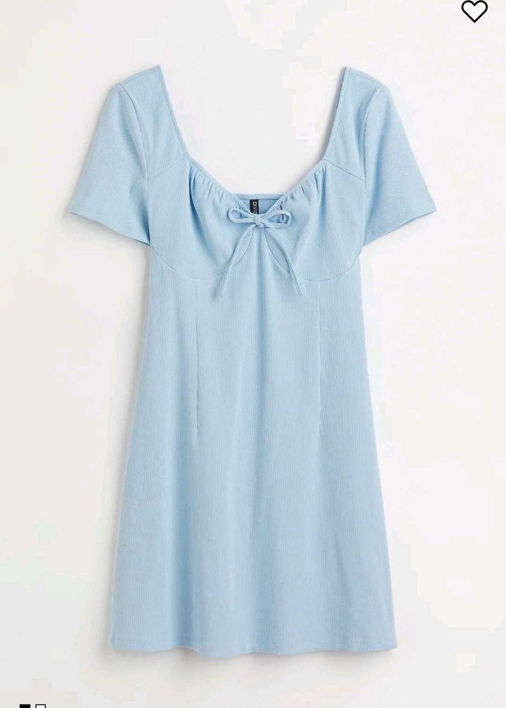 H&amp;M Pinteresty Front Bow Dress