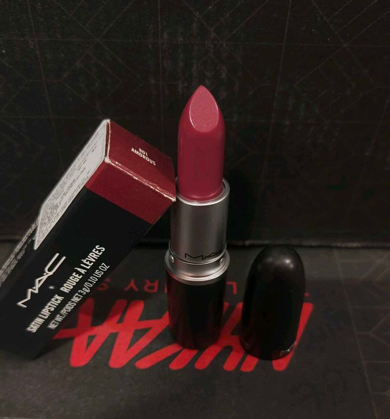 MAC Amorous Lipstick