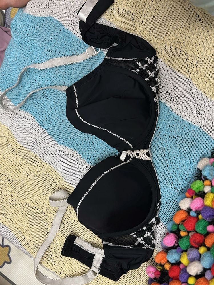 Elegant Black Bra