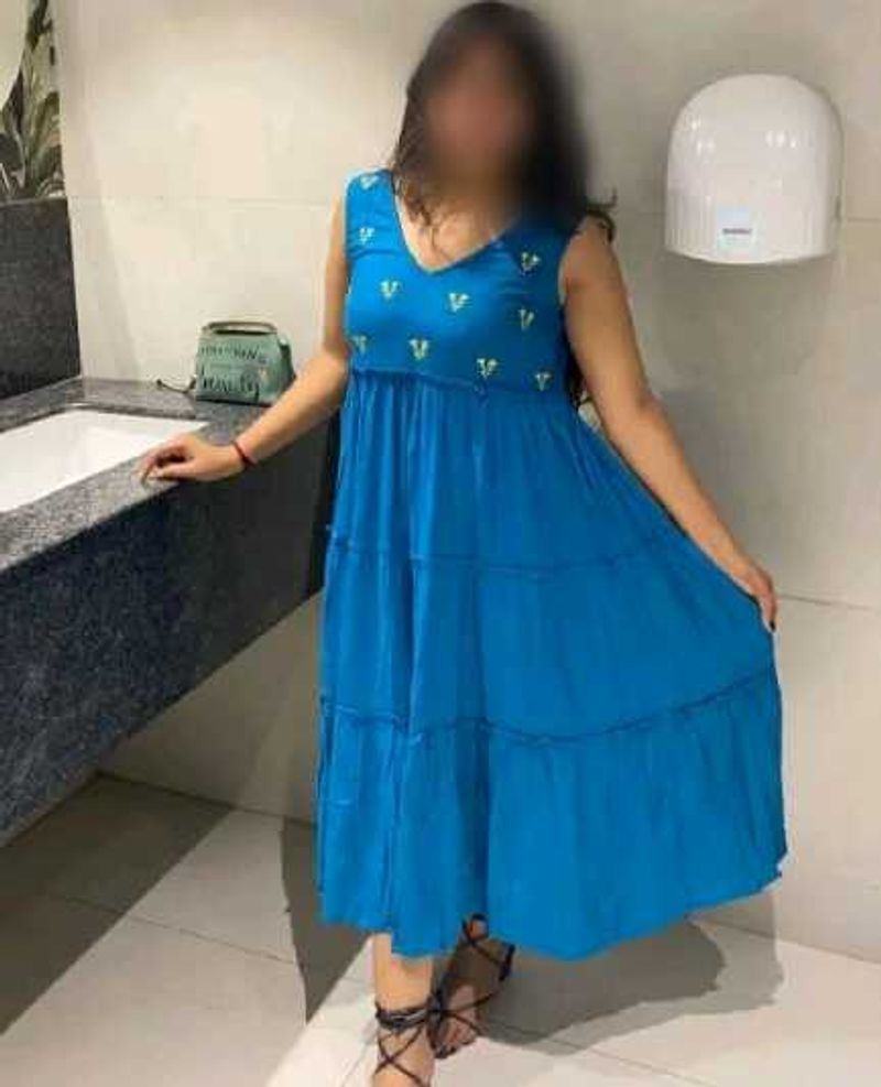 Blue Sleeveless 👗