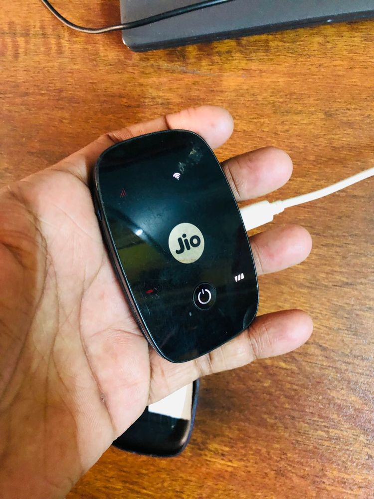 Jio WiFi Router Without Battery But It Can Bee Us