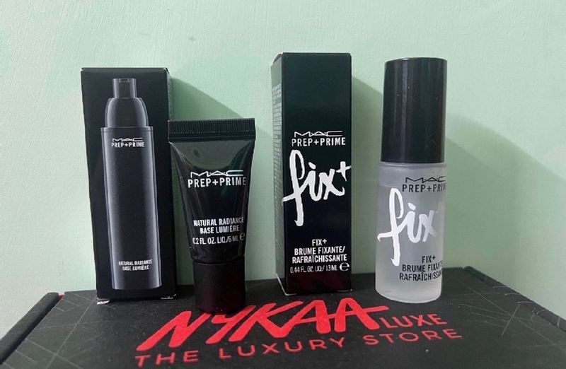 Mac Natural Radiance Primer &amp; SettingSpray Combo