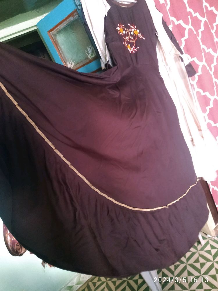 Sturg With Long Gown ❤️🤎