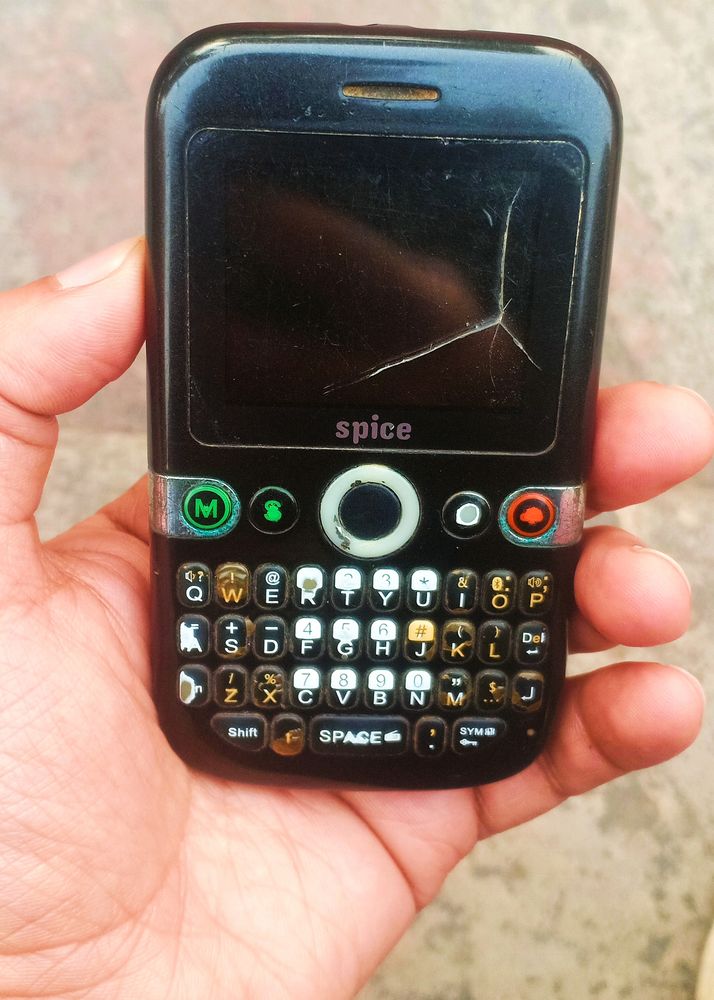 Spice Keypad Mobile Phone