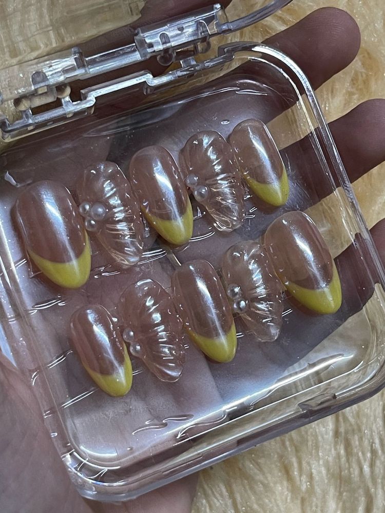 Press-On Nail Set Hand Made
