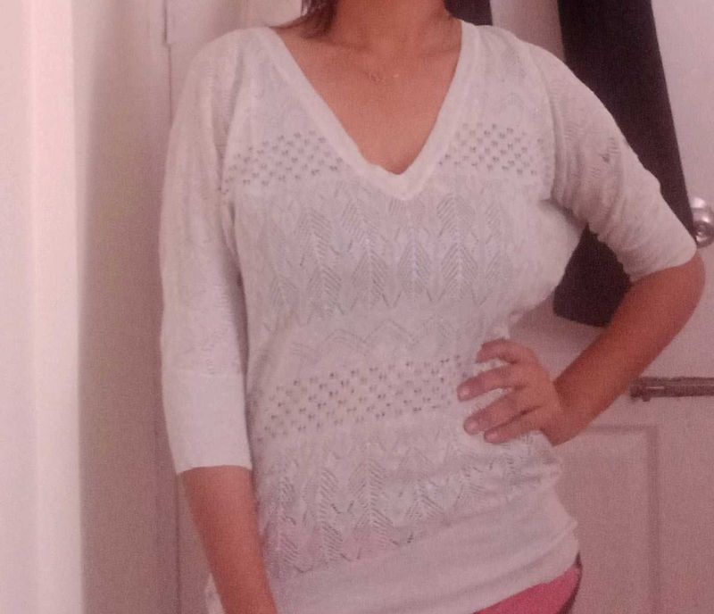 Lightweight Knit V-Neck Top