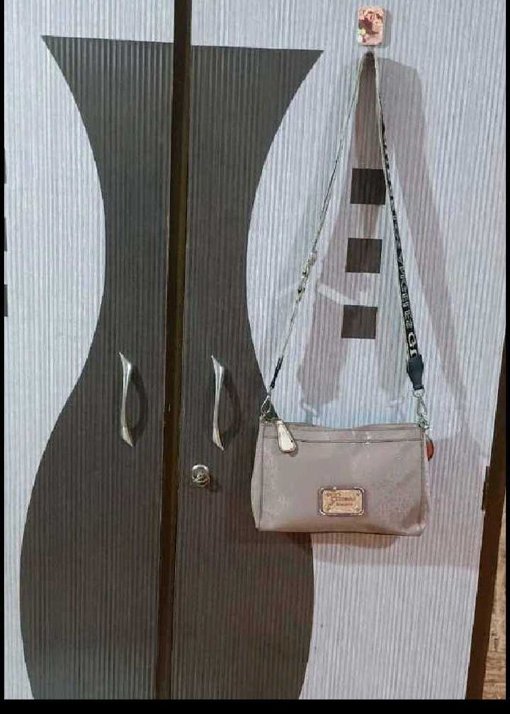 Guess Crossbody Bag