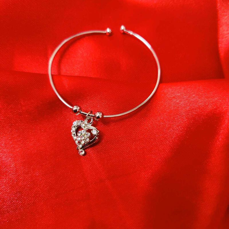 Heart Charm Bangle