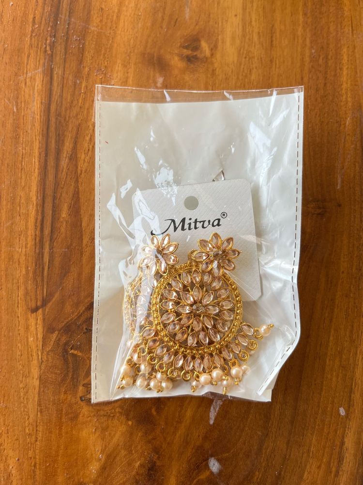 Heavy Earrings And Jhumka