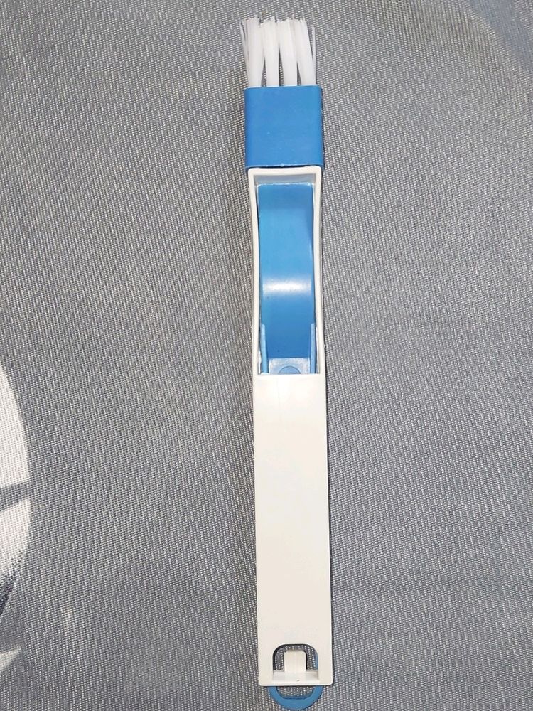Brush Cleaning Tool