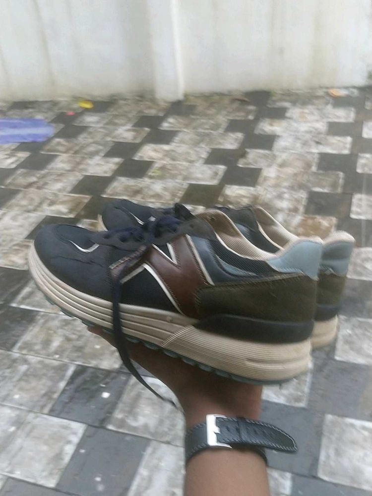 Stylish Casual Shoes