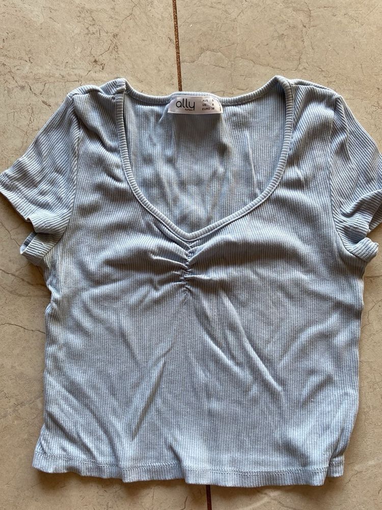 ALLY Ribbed Crop Top - Baby Blue