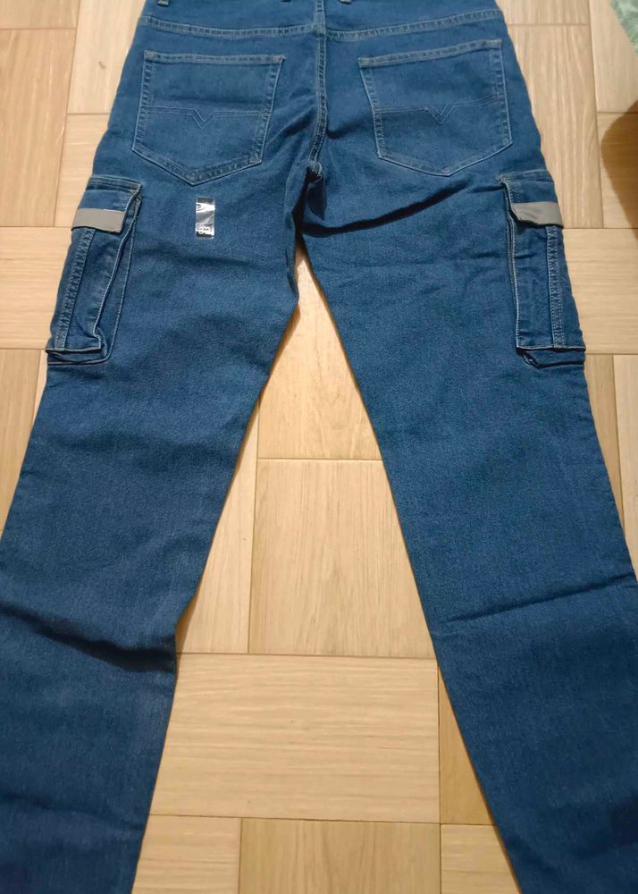 Cargo Jeans