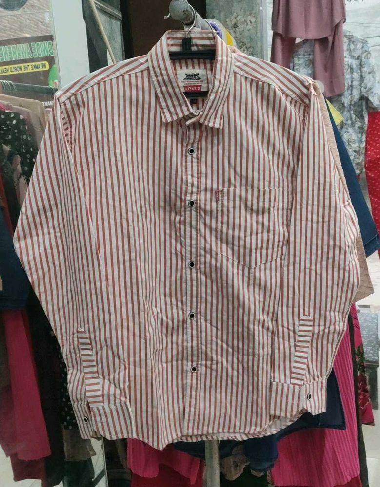 Levi&#39;s Striped Shirt
