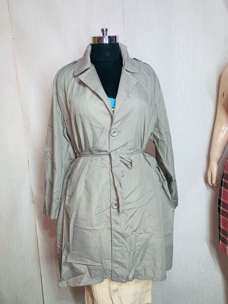Elegant Trench Coat lenth 38