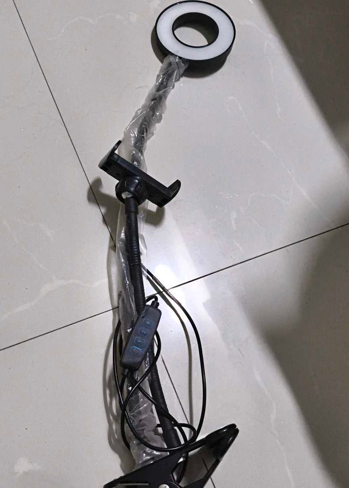 Mobile Holder With Light