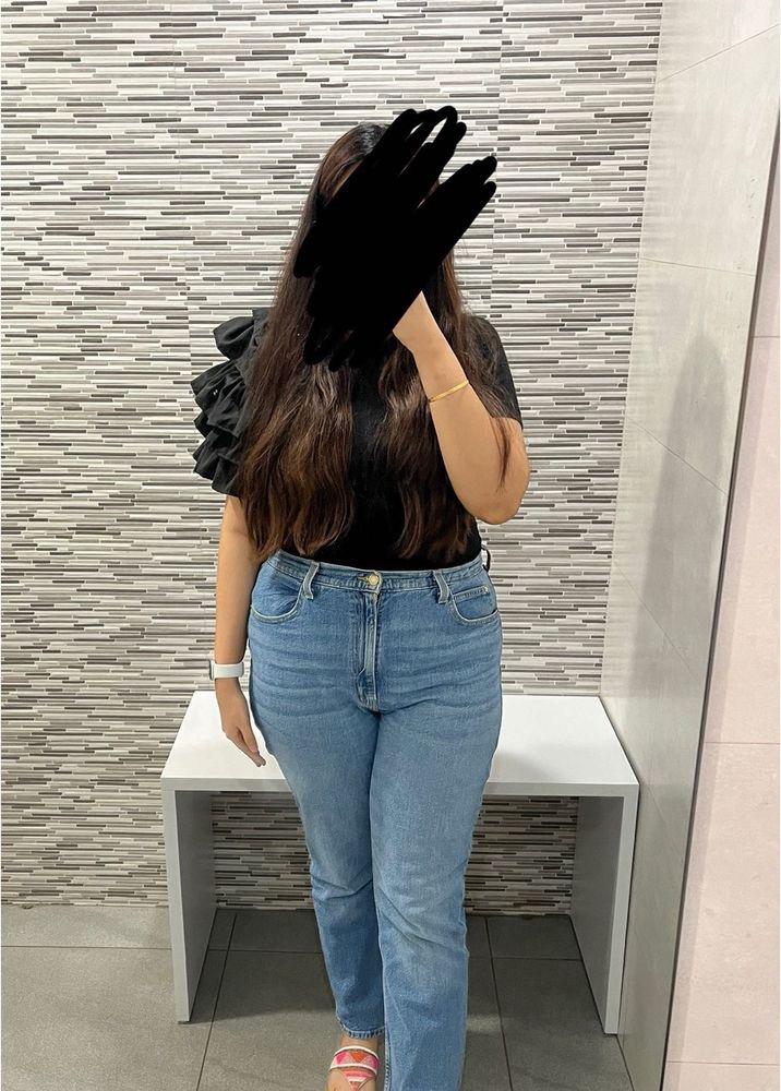 Levis X Deepika Padukone Jeans