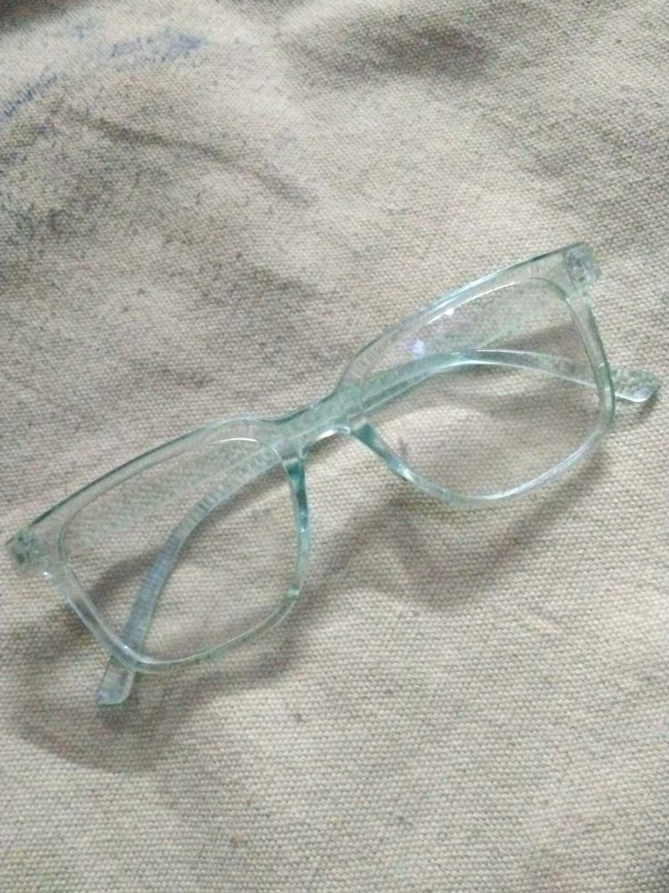 Spectacle